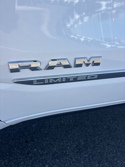 Used 2023 RAM 1500 Limited AWD/4WD image 12