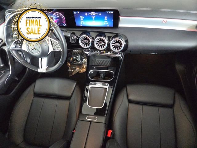 Used 2025 Mercedes-Benz CLA 250 4MATIC image 27
