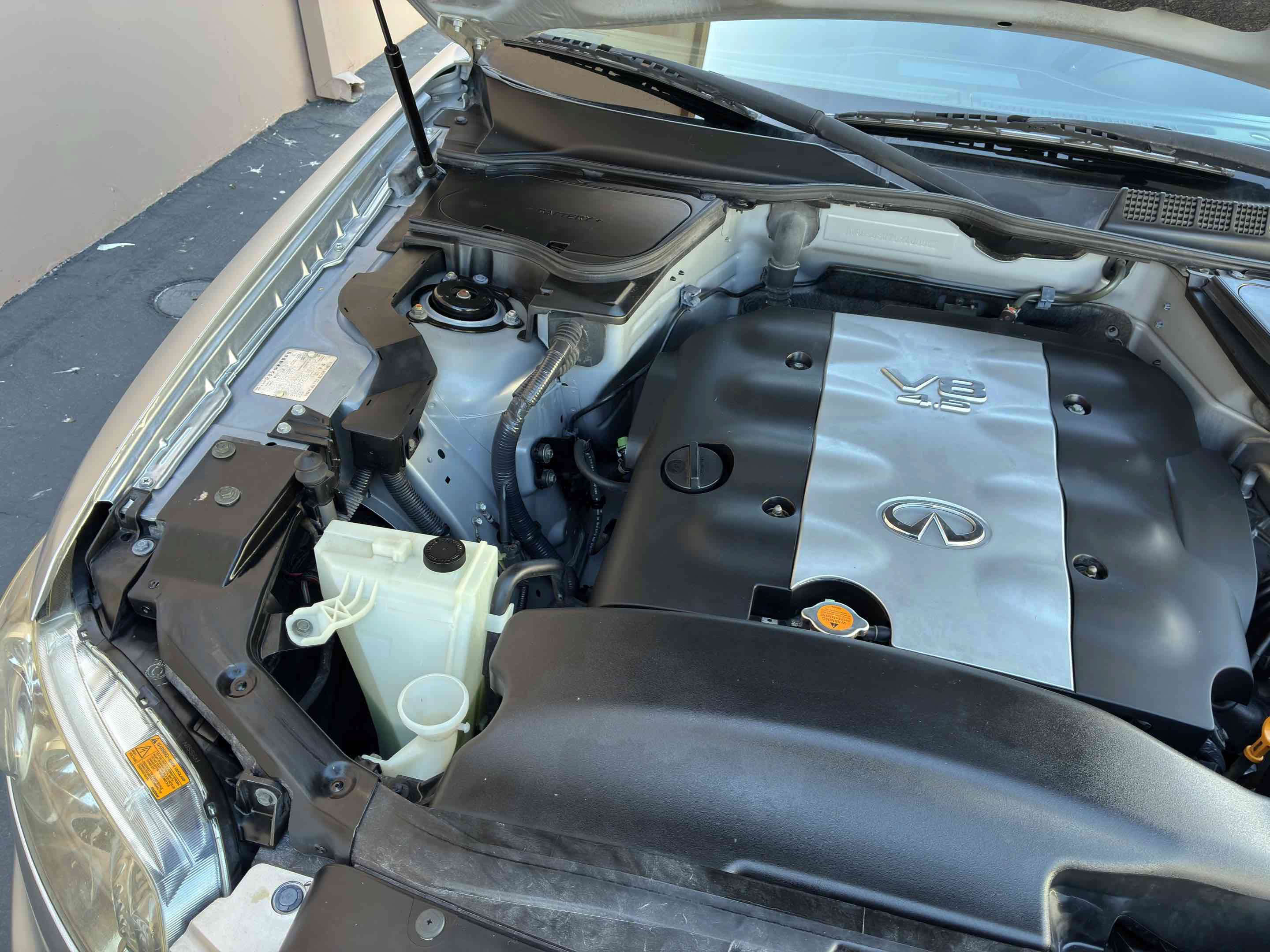 Used 2005 INFINITI FX45 AWD w/ (U01) Technology Pkg image 53