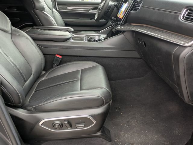 Used 2022 Jeep Wagoneer Series II image 31