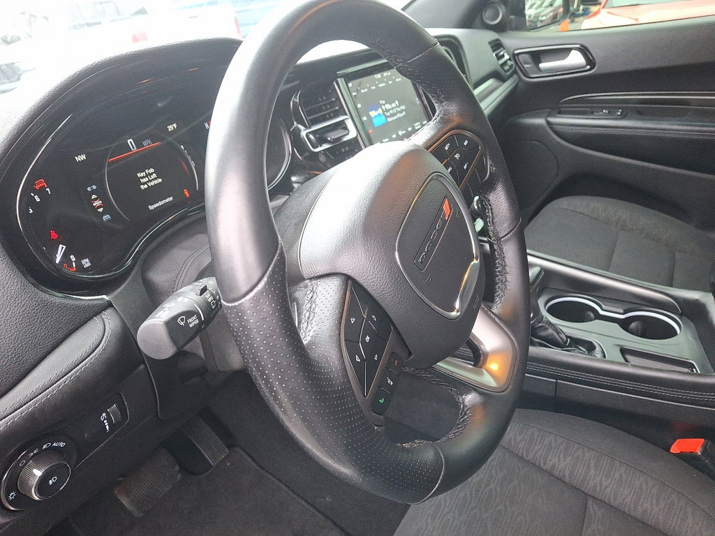 Used 2022 Dodge Durango SXT w/ Blacktop Package image 25