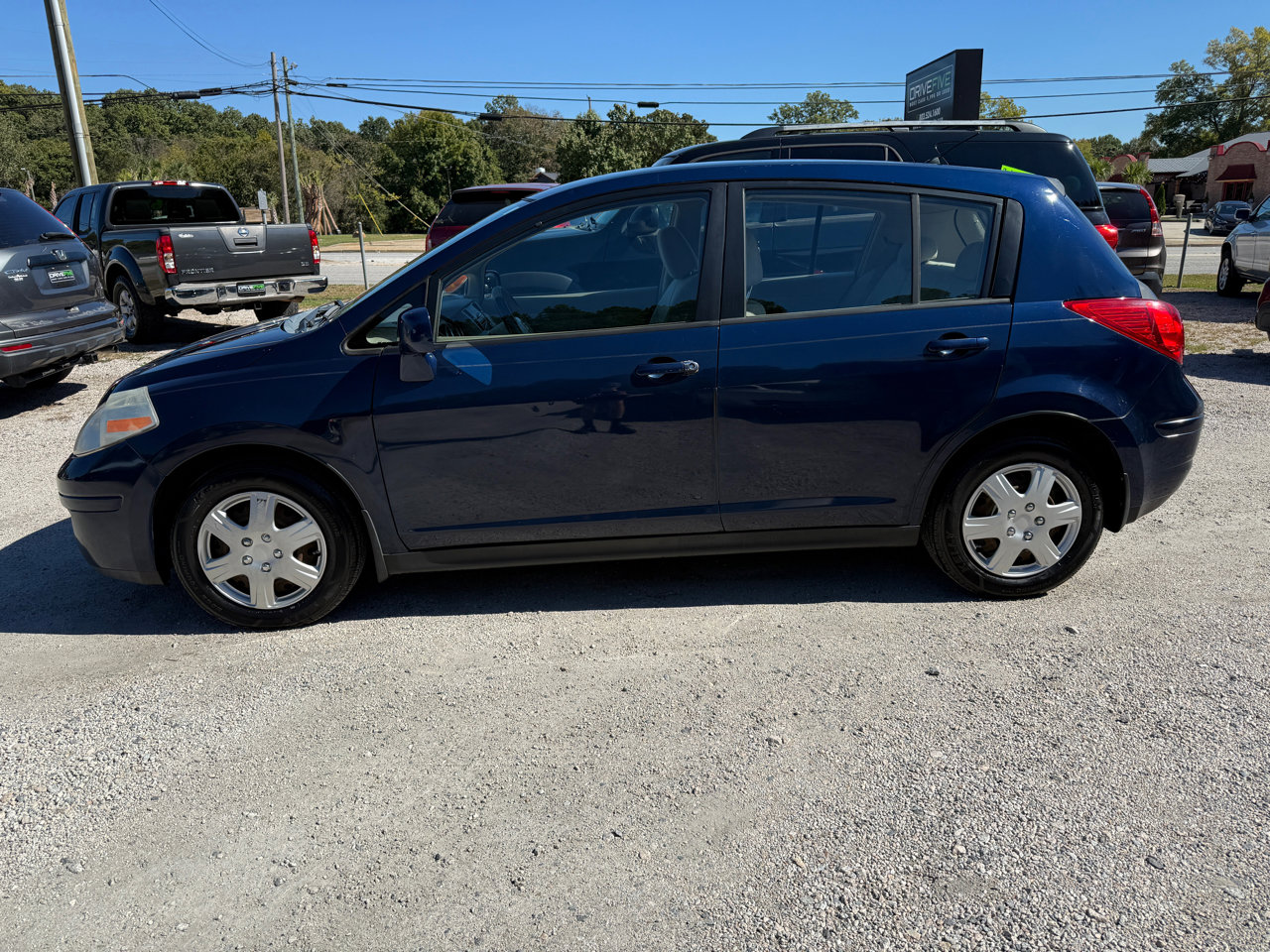 Used 2007 Nissan Versa 1.8 S w/ PWR Pkg image 2