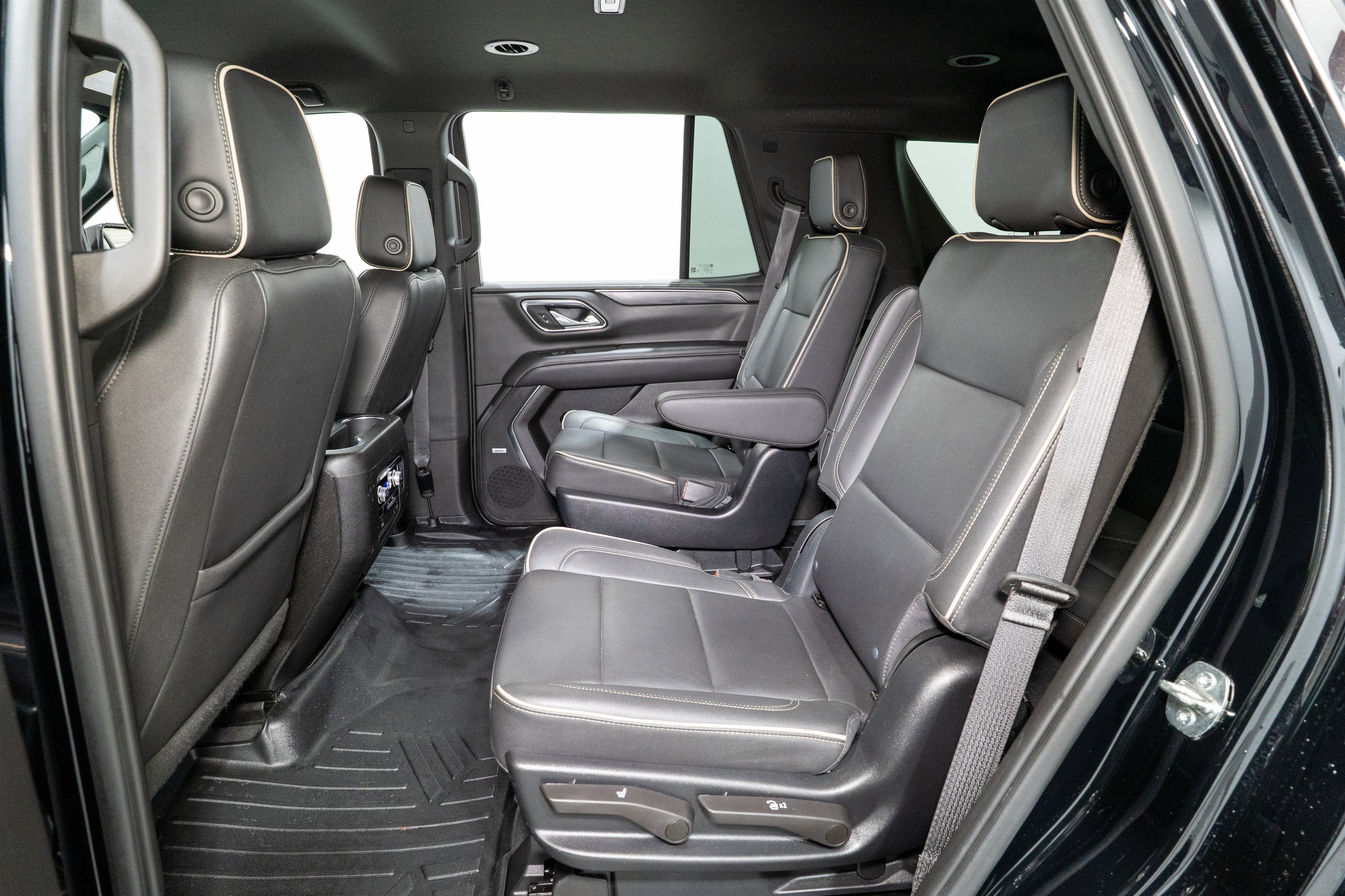 Used 2023 GMC Yukon SLT image 32