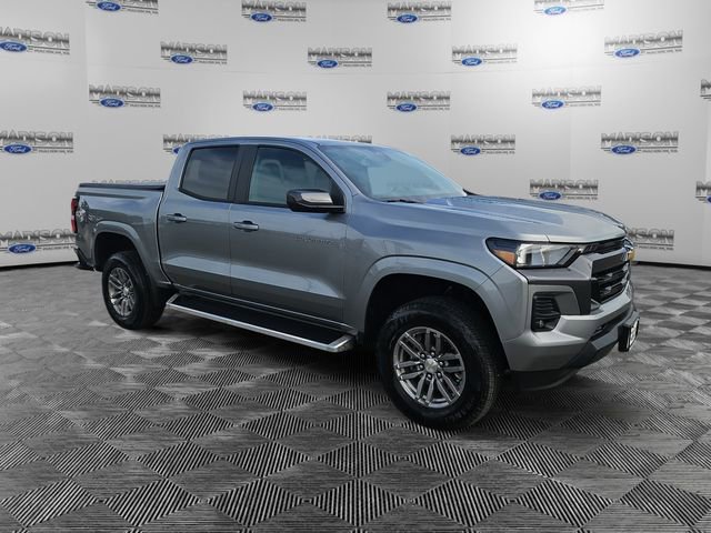 Used 2023 Chevrolet Colorado LT w/ LT Convenience Package II AWD/4WD image 7