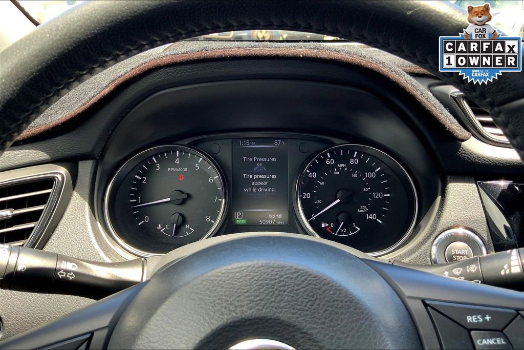 Used 2017 Nissan Rogue SV w/ SV Premium Package image 20