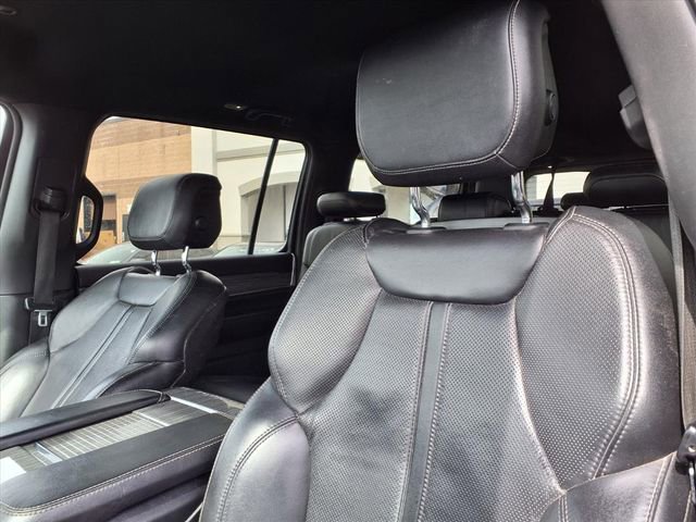 Certified 2022 Jeep Wagoneer Series II image 16