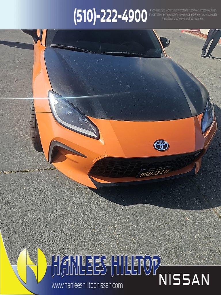 Used 2023 Toyota GR86 10th Anniversary SE RWD image 6