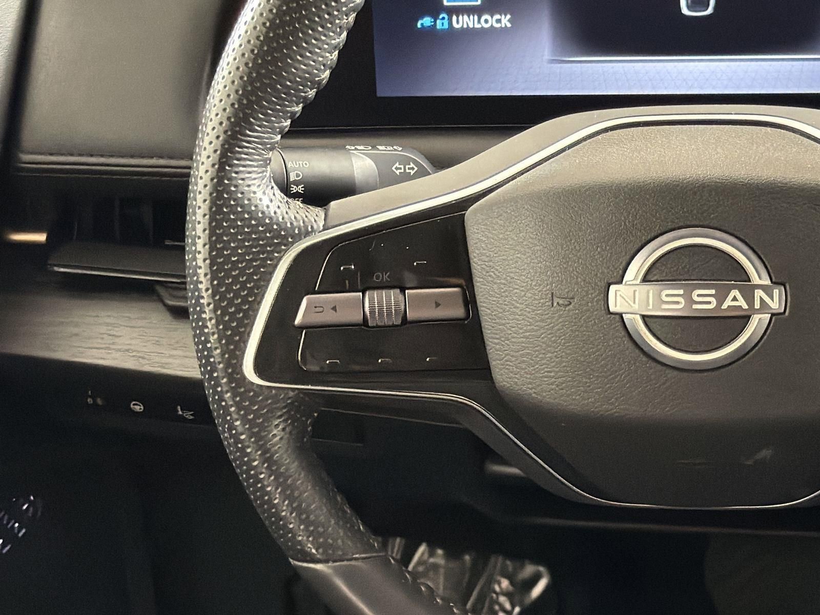 Used 2024 Nissan Ariya FWD image 11