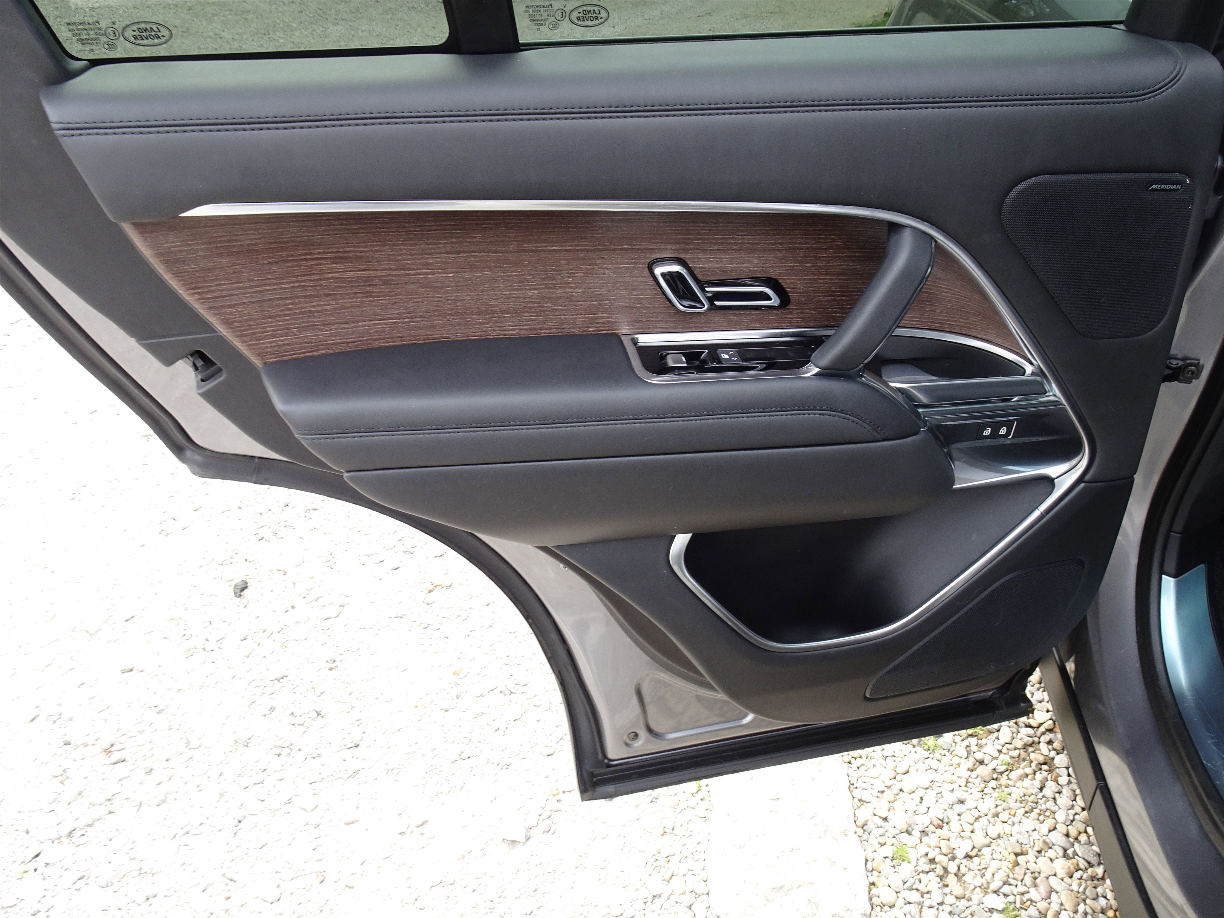 Certified 2023 Land Rover Range Rover SE image 20