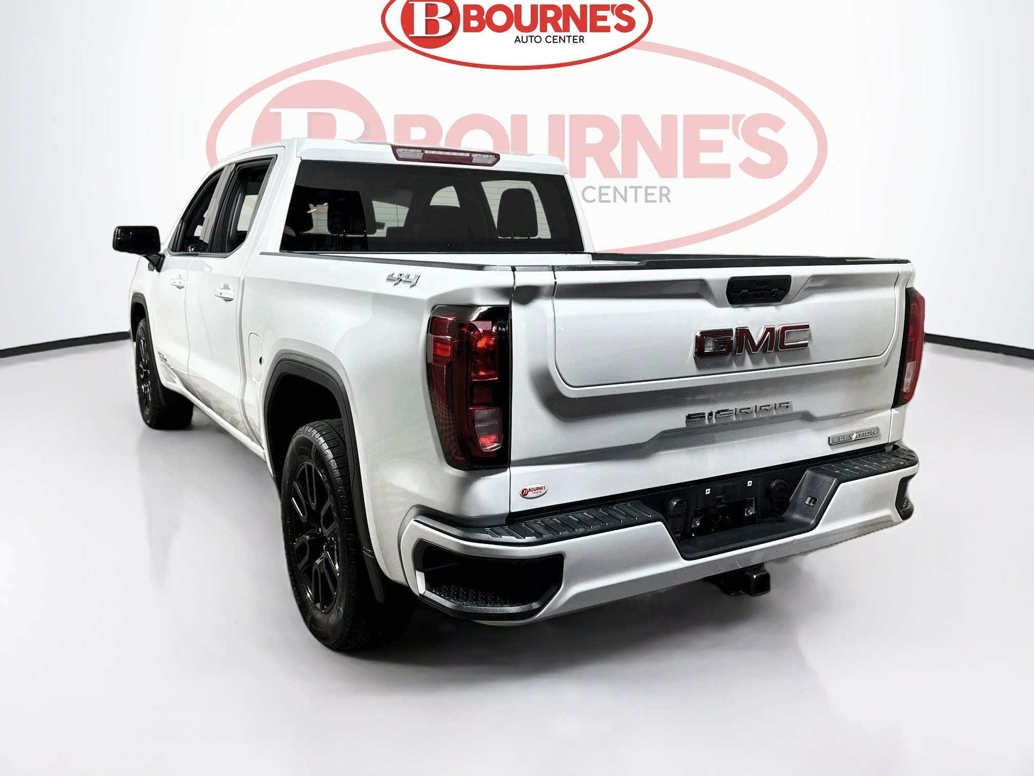 Used 2022 GMC Sierra 1500 Elevation AWD/4WD image 7