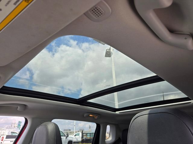 Used 2021 Jeep Compass Latitude w/ Sun and Sound Group image 11