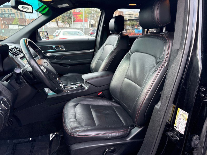 Used 2017 Ford Explorer Sport image 14