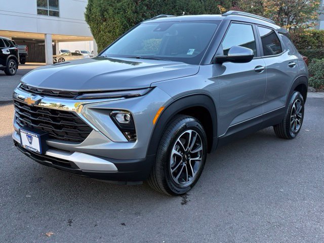 New 2026 Chevrolet TrailBlazer LT w/ Convenience Package AWD/4WD image 3