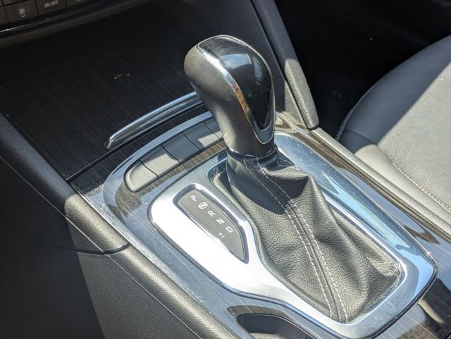 Used 2018 Buick Regal Essence w/ Driver Confidence Package #1 AWD/4WD image 25