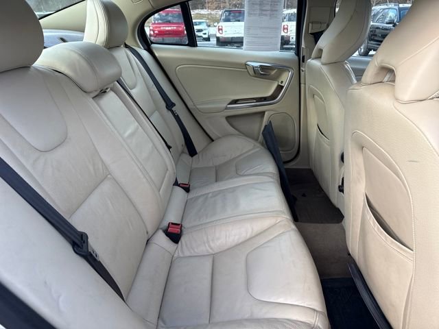 Used 2013 Volvo S60 T5 image 11