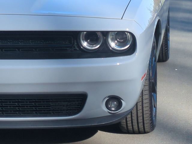 Used 2022 Dodge Challenger SXT w/ Blacktop Package image 17