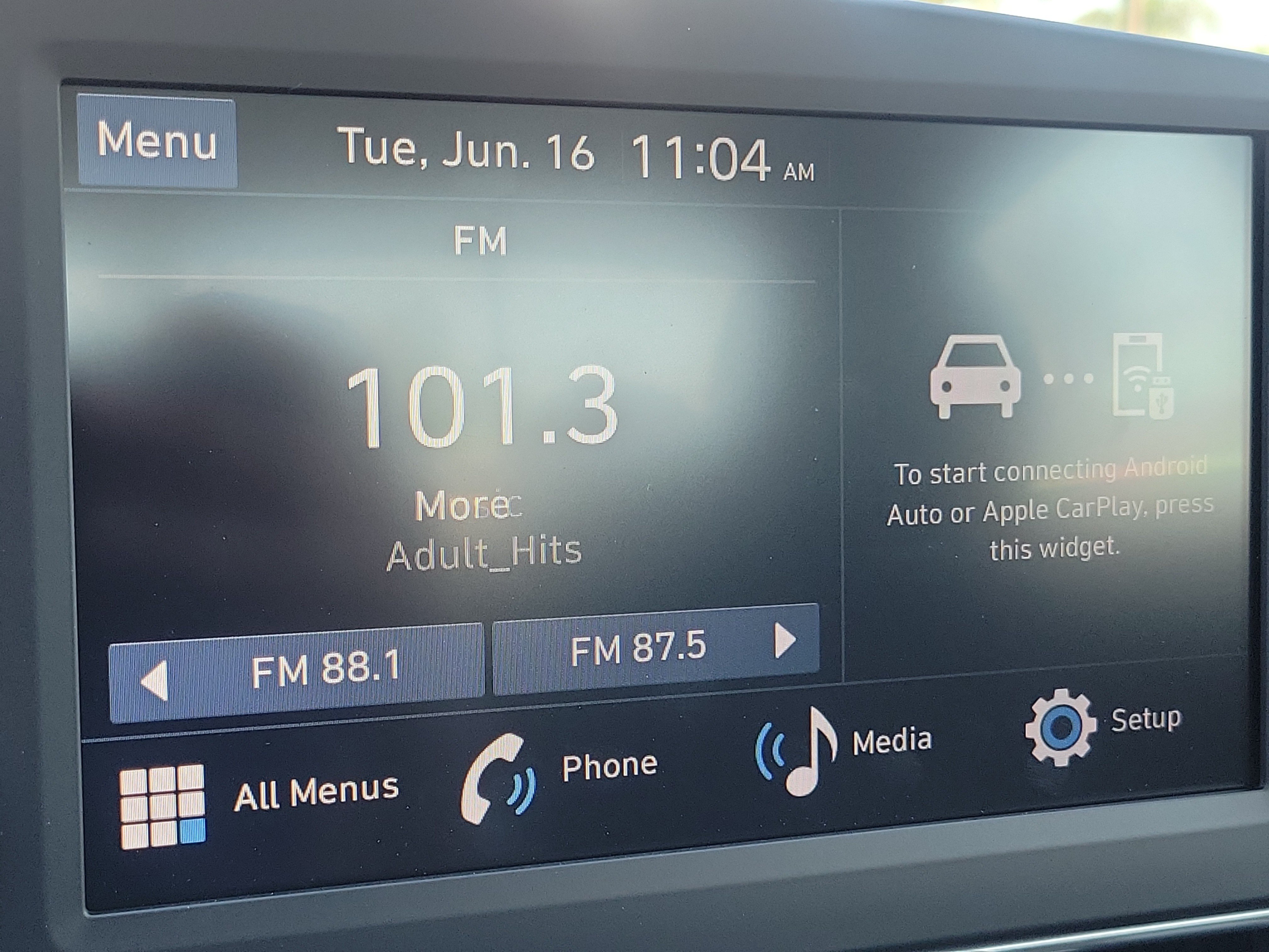 Certified 2026 Hyundai Elantra SE w/ Cargo Package FWD image 12