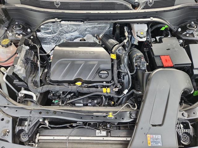 Used 2025 Chevrolet Trax RS w/ Driver Confidence Package FWD image 27