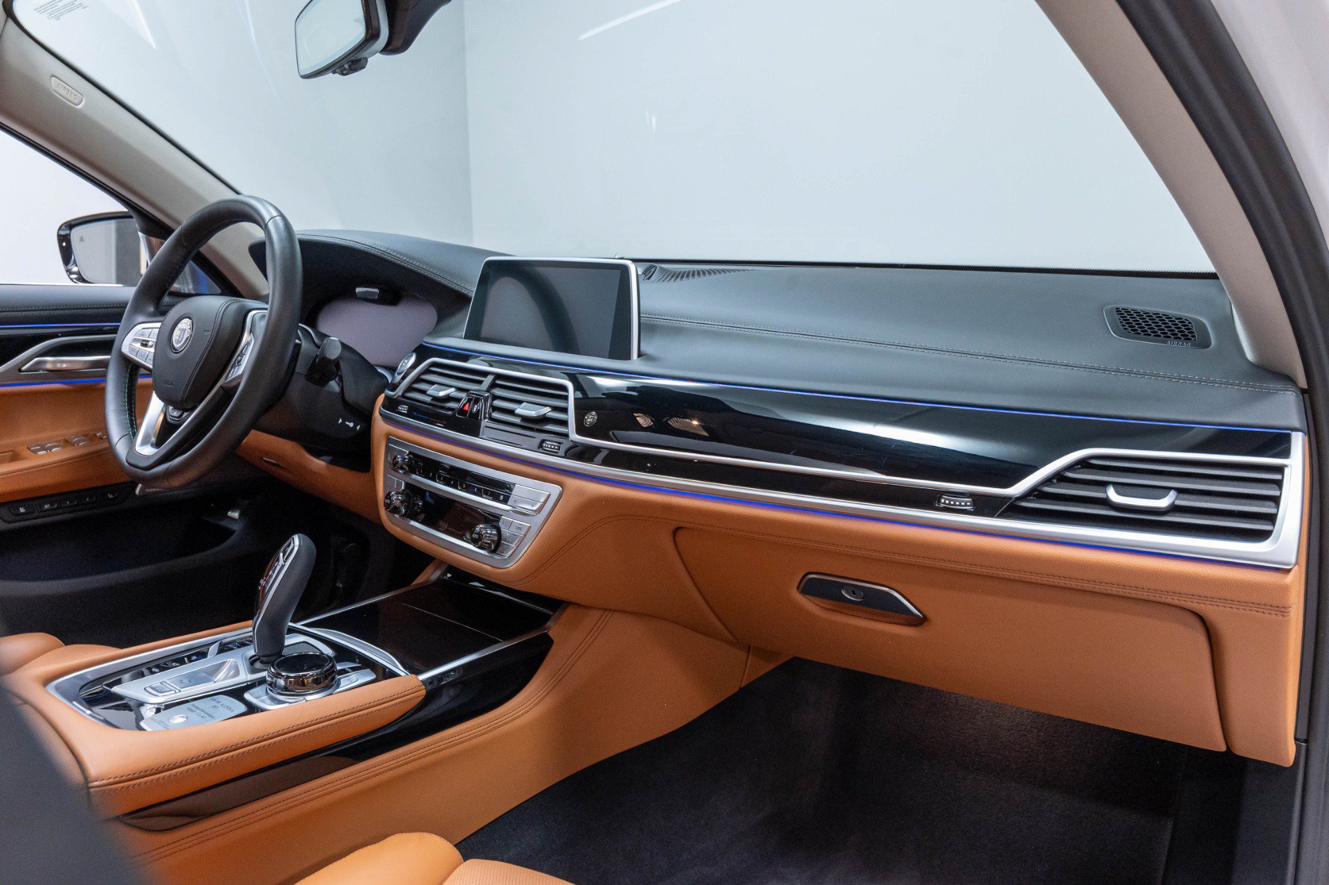 Used 2022 BMW ALPINA B7 xDrive AWD/4WD image 73