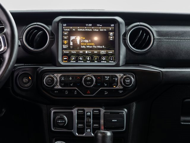 Used 2020 Jeep Wrangler Unlimited Sahara image 18