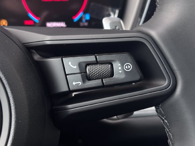 New 2026 Porsche Cayenne Coupe AWD/4WD image 16