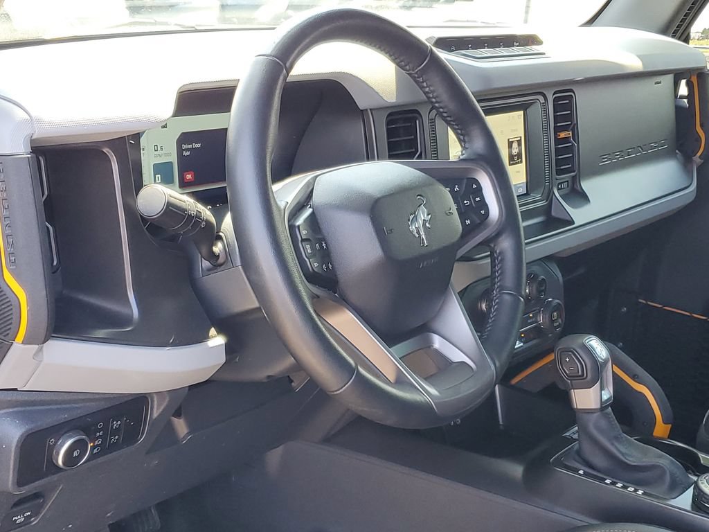 Used 2023 Ford Bronco Badlands w/ Sasquatch Package AWD/4WD image 10