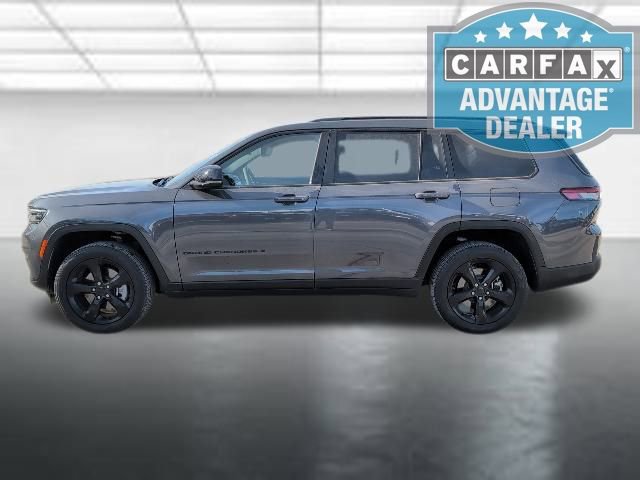 Used 2025 Jeep Grand Cherokee L Limited w/ Black Appearance Package image 31