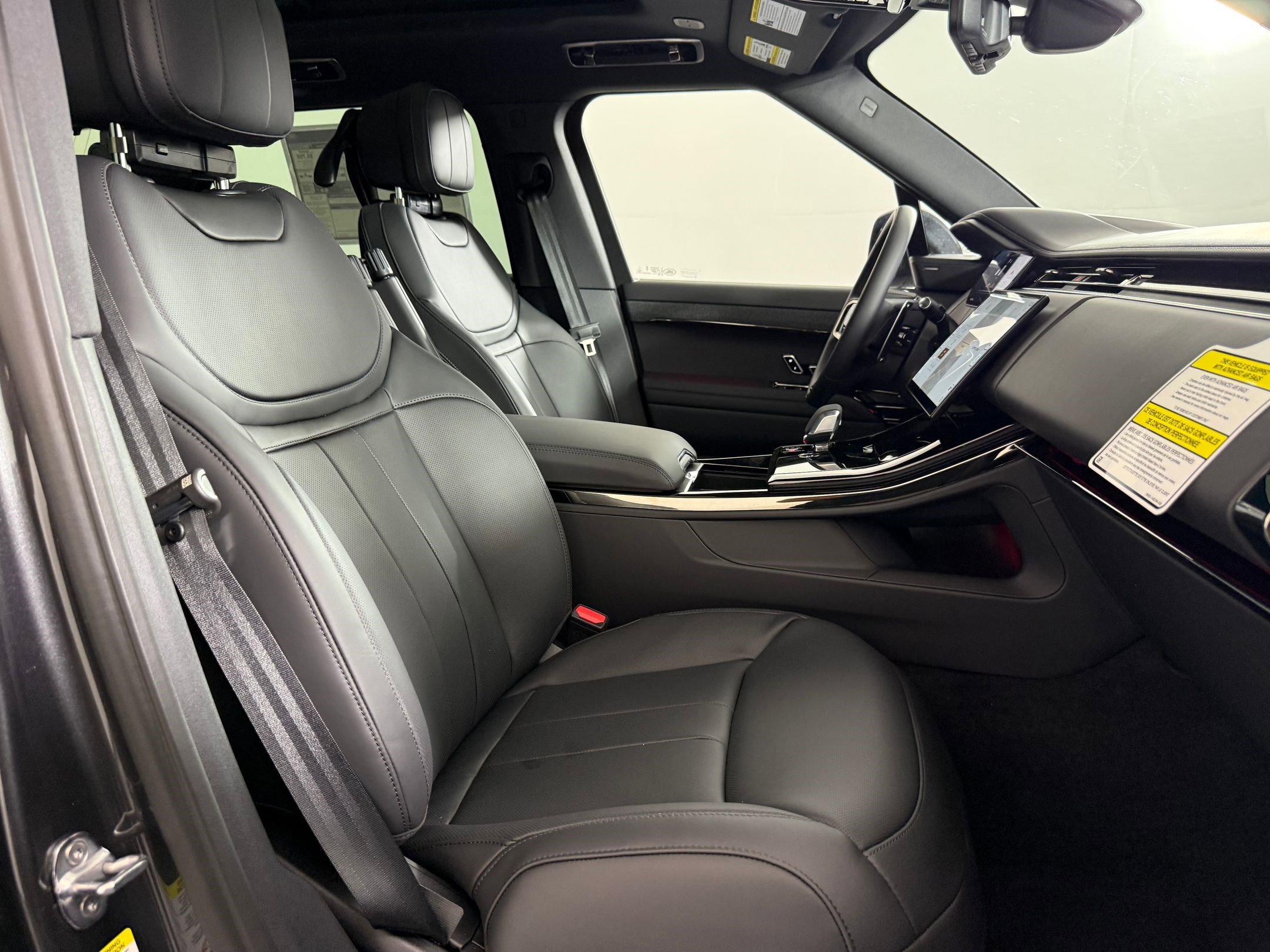 New 2026 Land Rover Range Rover Sport Dynamic SE AWD/4WD image 26
