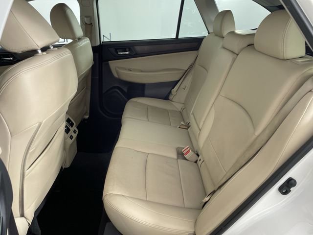 Used 2016 Subaru Outback 2.5i Limited AWD/4WD image 21