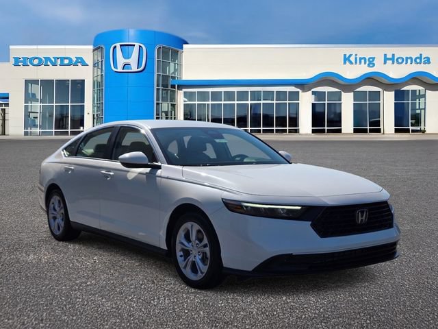 Used 2026 Honda Accord LX image 5