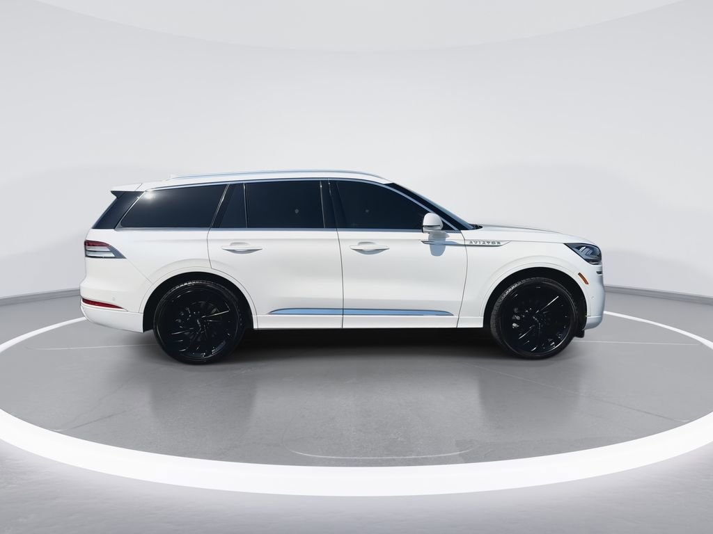 Used 2021 Lincoln Aviator Reserve w/ Equipment Group 208A AWD/4WD image 9