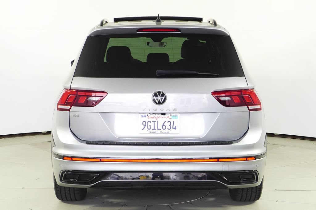 Certified 2023 Volkswagen Tiguan SE R-Line FWD image 8