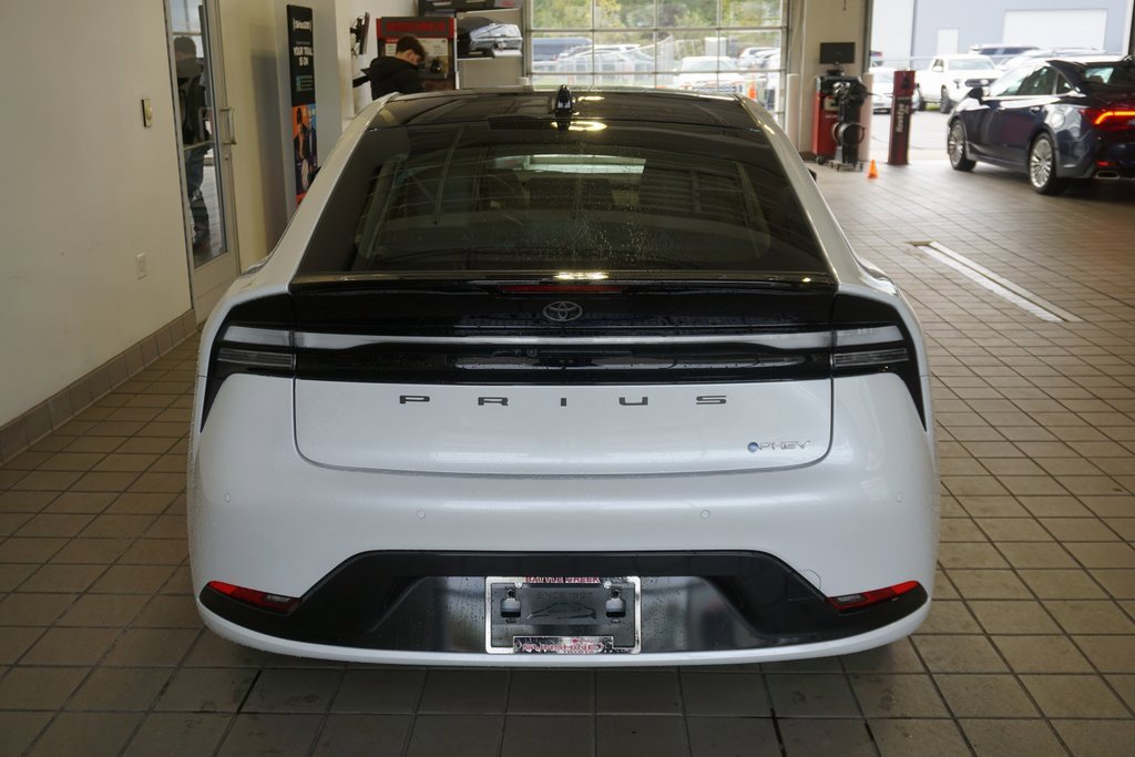 New 2026 Toyota Prius Plug-In Hybrid image 20
