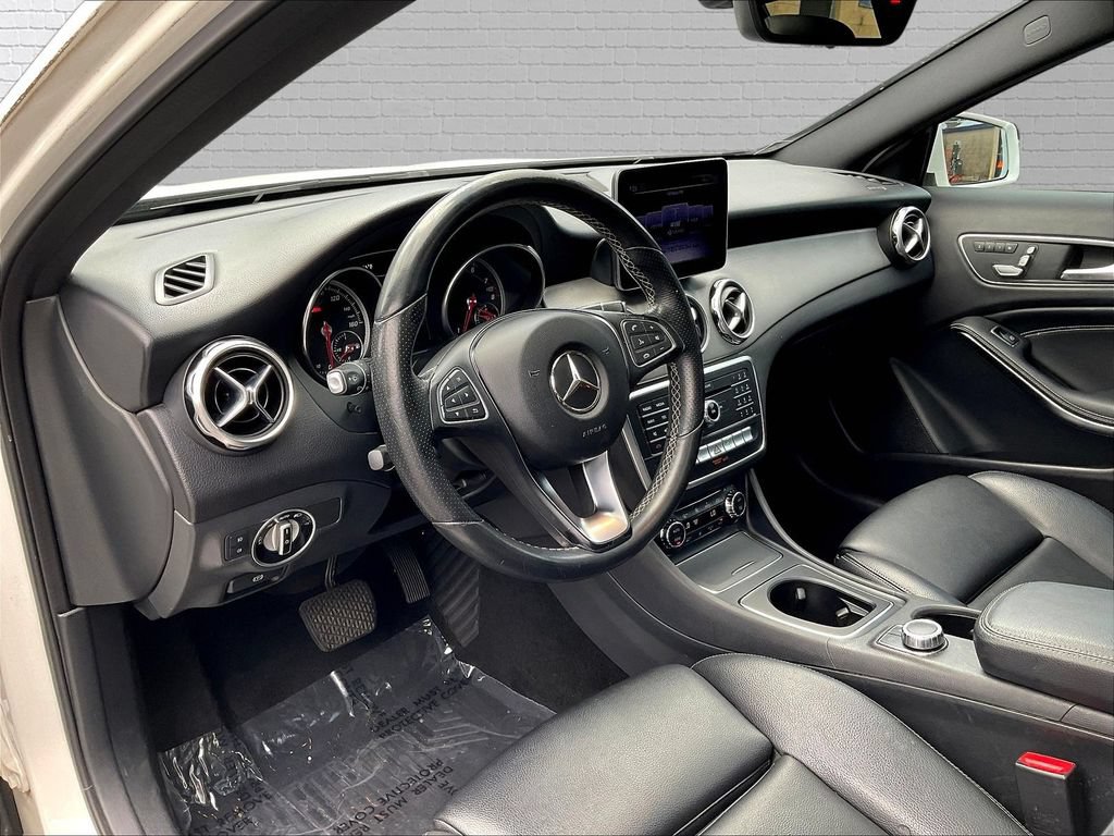 Used 2018 Mercedes-Benz GLA 250 image 13