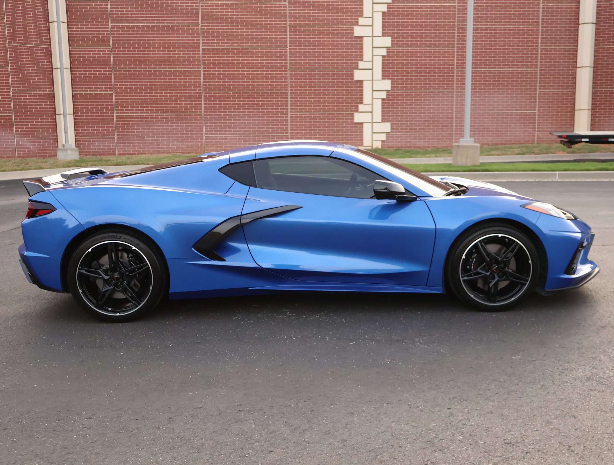 Used 2023 Chevrolet Corvette Stingray Premium Cpe w/ Z51 Performance Package RWD image 38