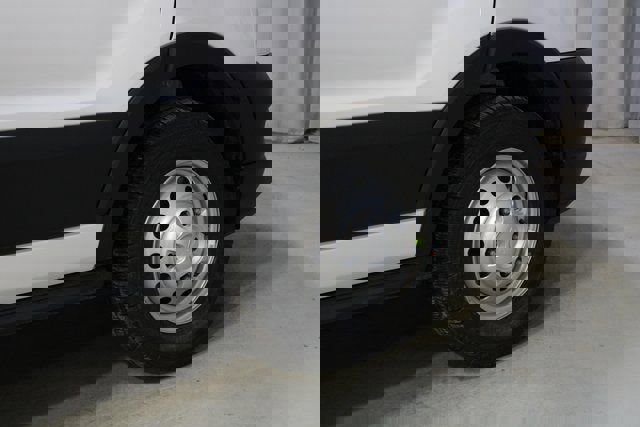 New 2026 Ford Transit 350 148 Medium Roof AWD image 24