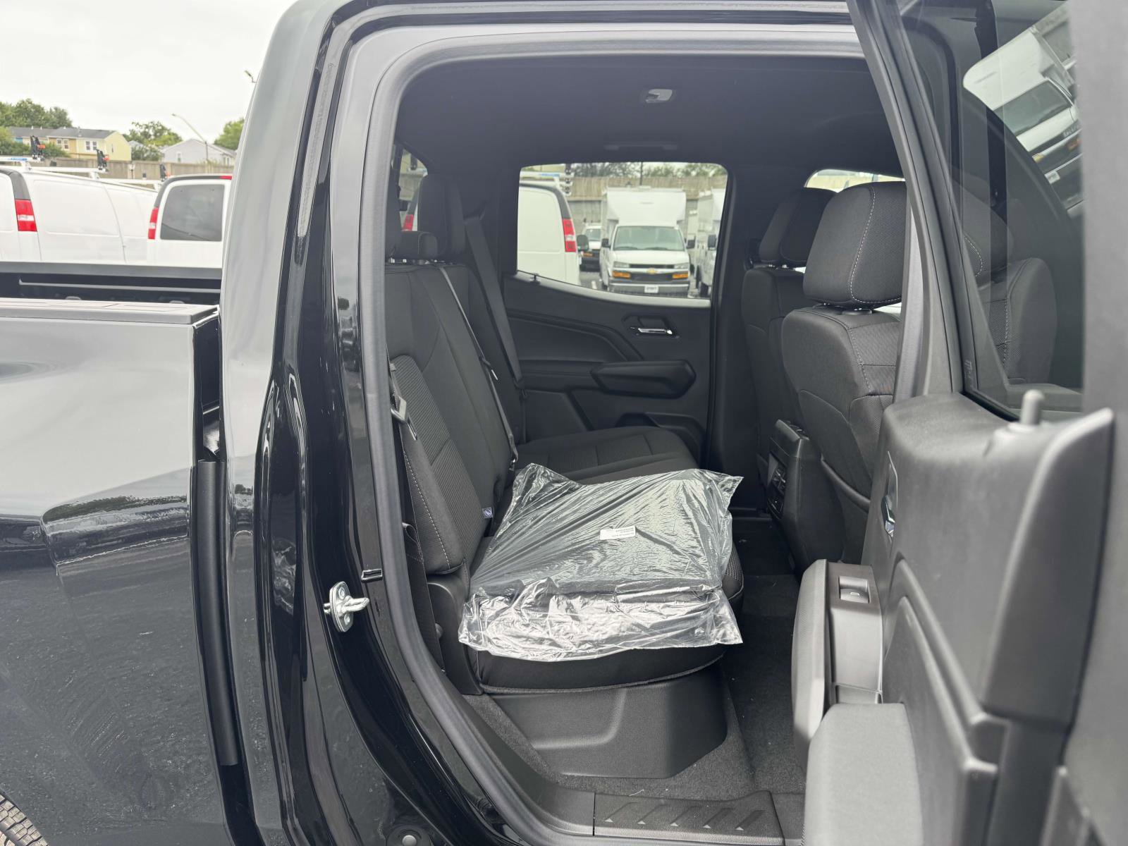 New 2026 Chevrolet Colorado LT image 9