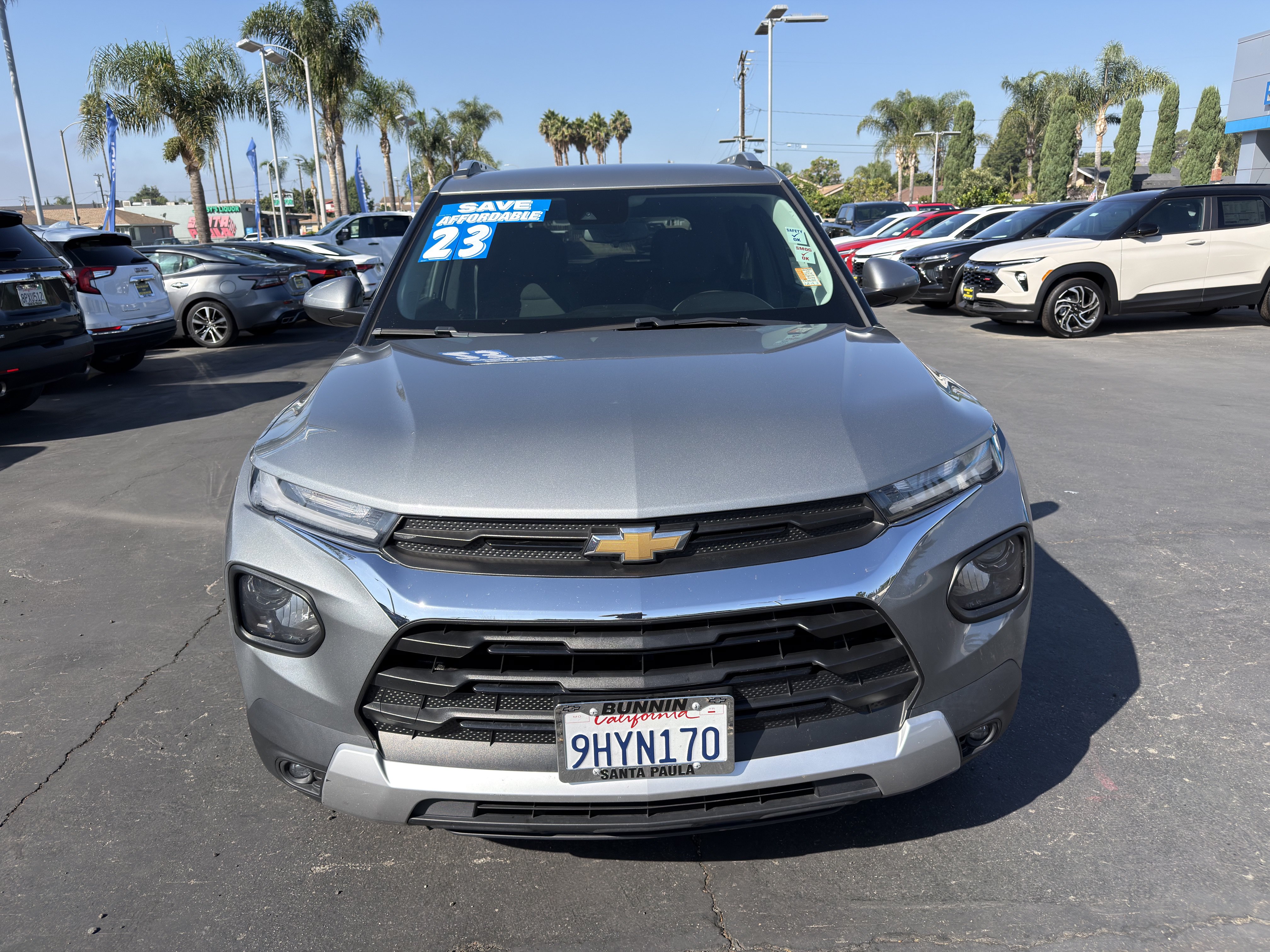Used 2023 Chevrolet TrailBlazer LT FWD image 3