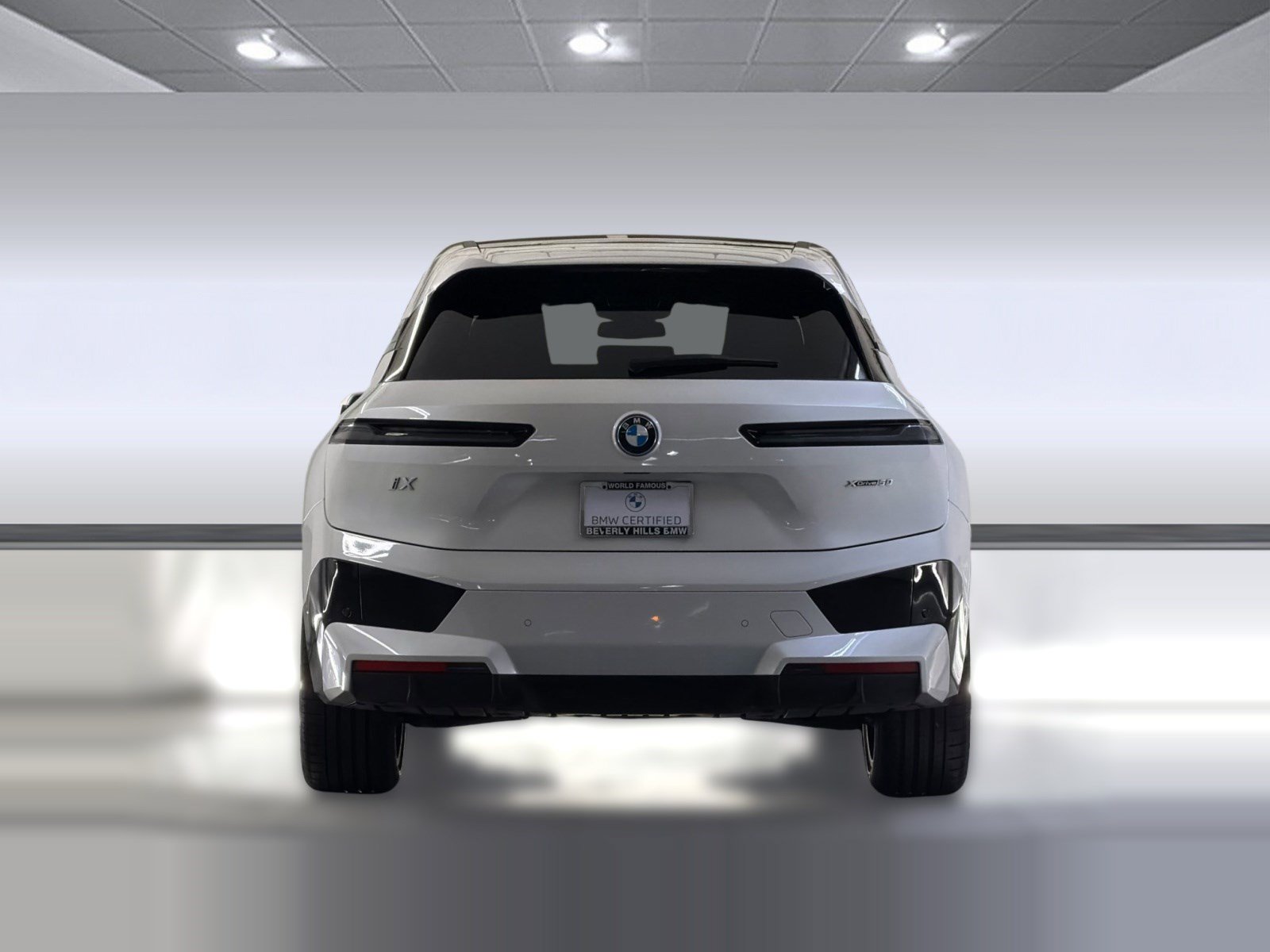 Certified 2024 BMW iX xDrive50 w/ Premium Package AWD/4WD image 10