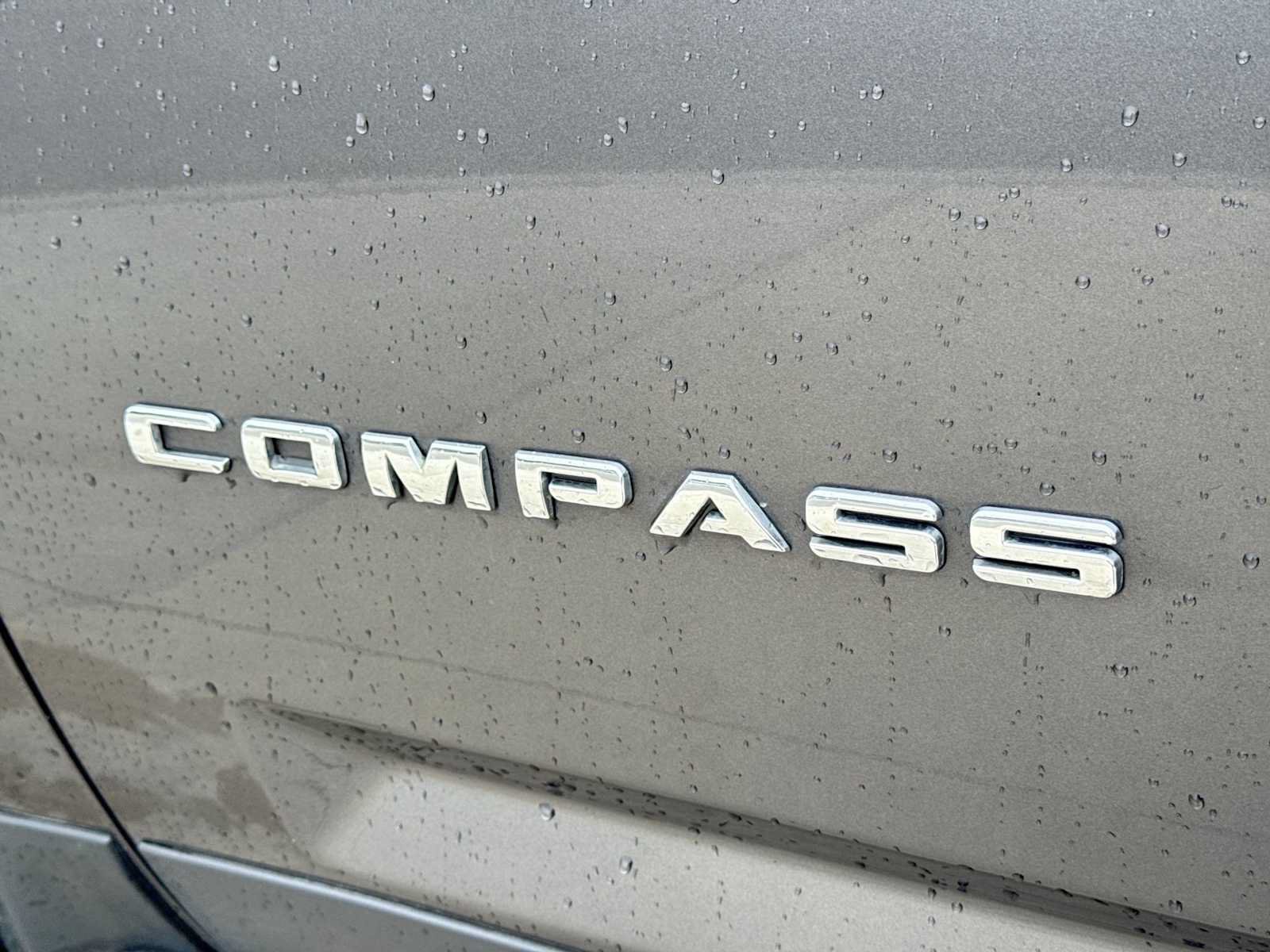 Used 2017 Jeep Compass Sport w/ Power Value Group AWD/4WD image 11