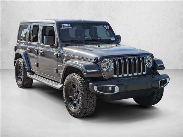 Used 2019 Jeep Wrangler Unlimited Sahara image 3