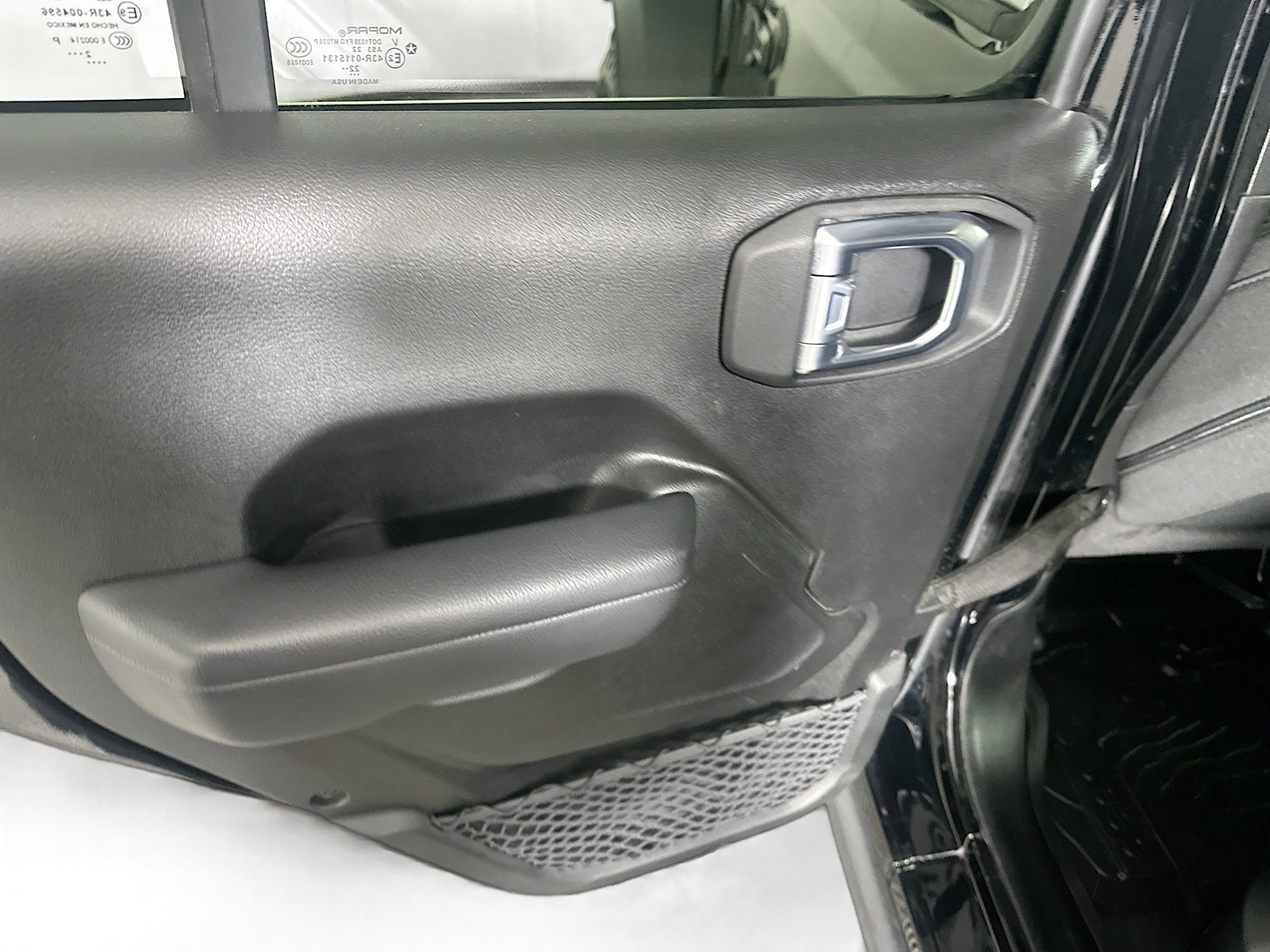 Used 2023 Jeep Wrangler Unlimited w/ Convenience Group image 26