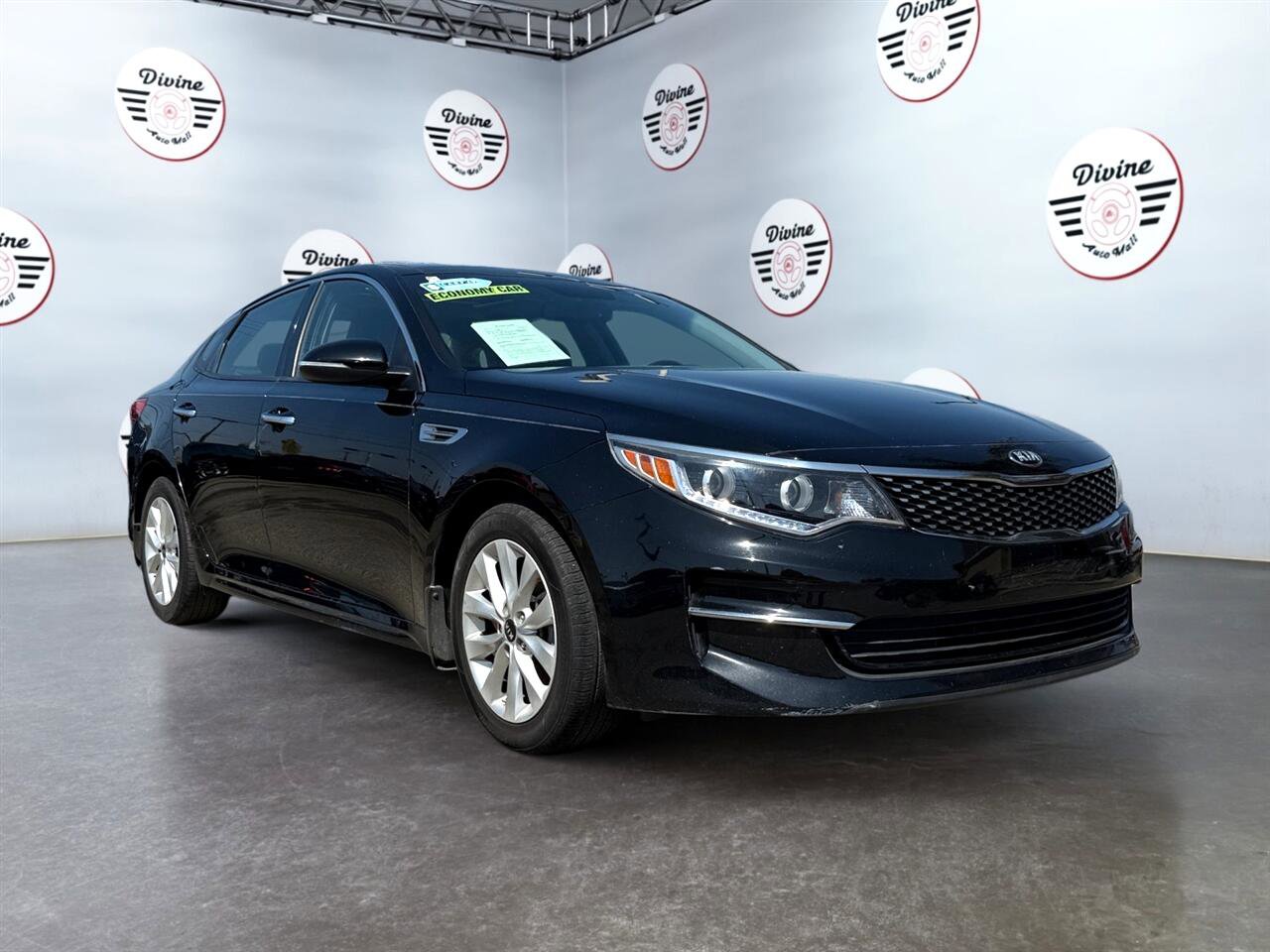 Used 2016 Kia Optima EX w/ Premium Package image 7
