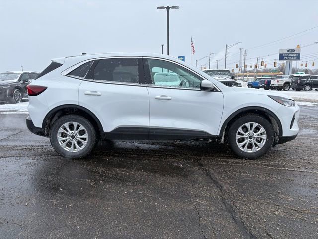 Used 2023 Ford Escape Active w/ Tech Pack #2 image 8