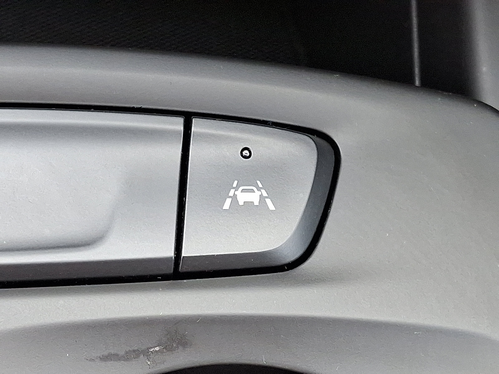 Used 2024 Chevrolet Trax LS image 23