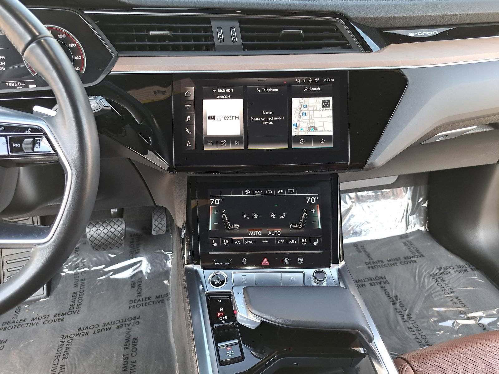 Used 2024 Audi Q8 e-tron Premium Plus w/ Premium Plus Package image 21