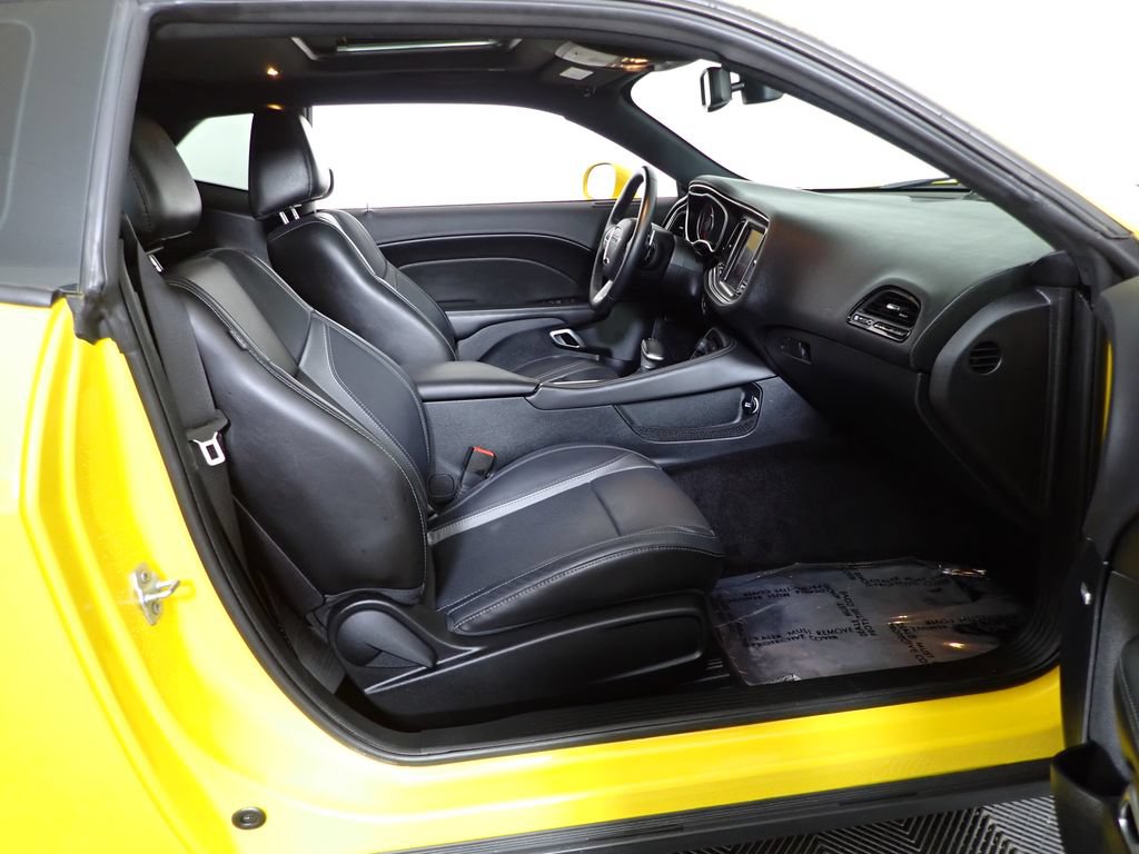 Used 2017 Dodge Challenger R/T Plus RWD image 35