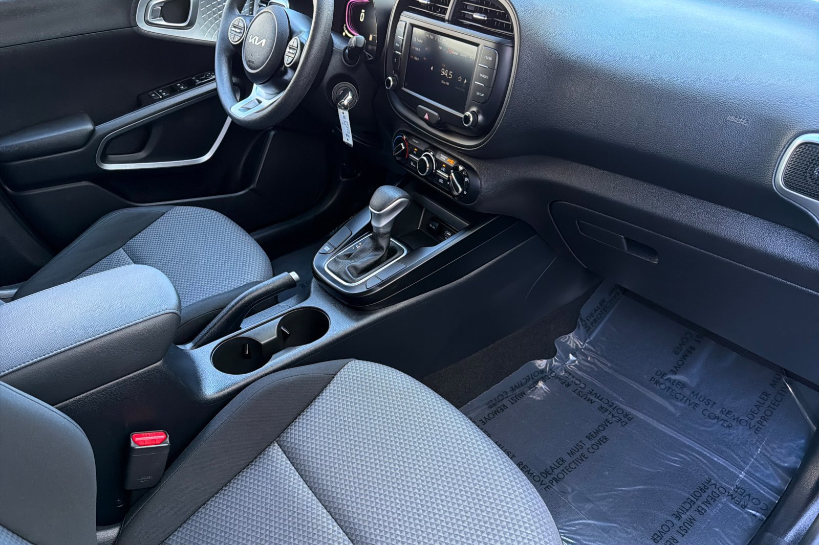 Used 2025 Kia Soul LX w/ LX Technology Package image 16