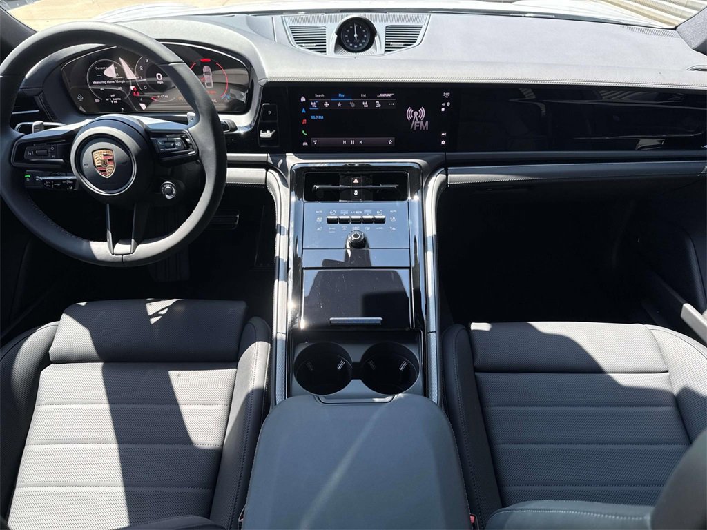 New 2025 Porsche Panamera 4 image 17
