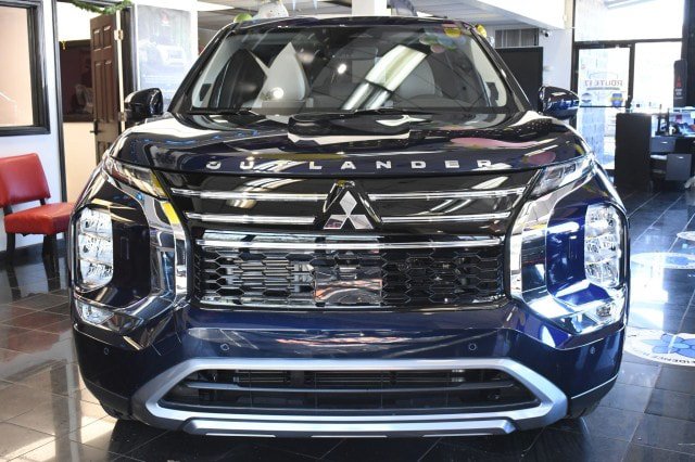 New 2026 Mitsubishi Outlander SE AWD/4WD image 2